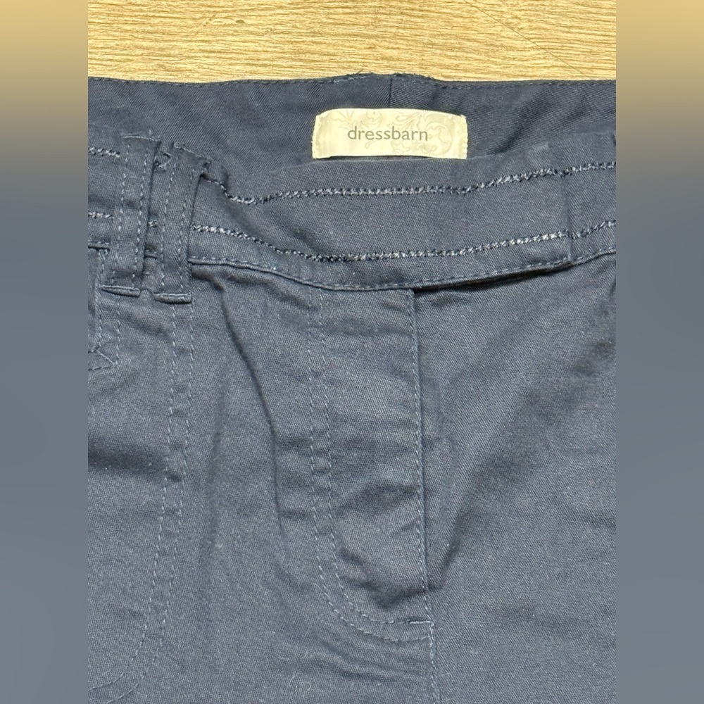 Dressbarn Women's Navy Bermudas - Picture 7 of 7